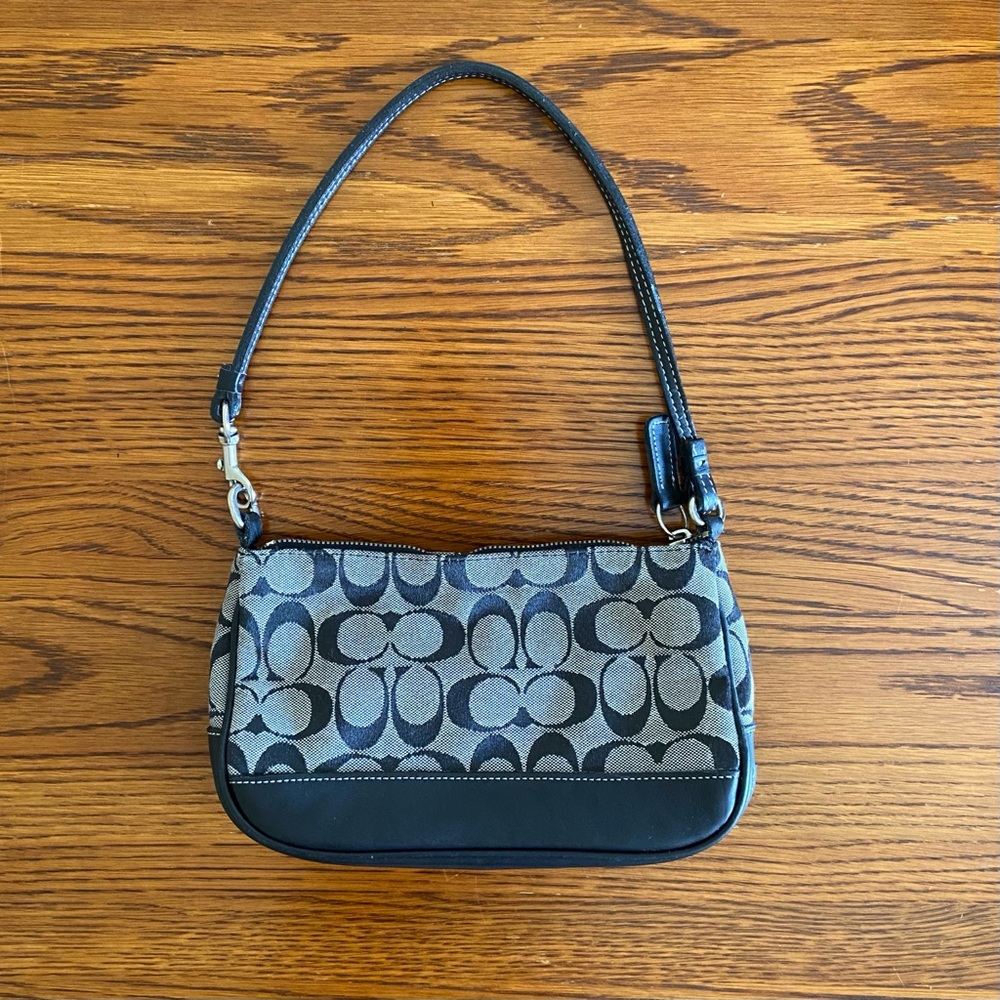 Black coach signature demi mini shoulder bag